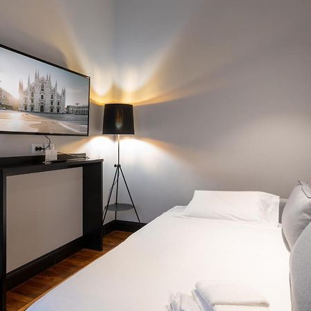 Castello Guest House Milano Exterior foto